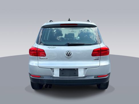Used 2017 Volkswagen Tiguan S AWD/4WD image 6