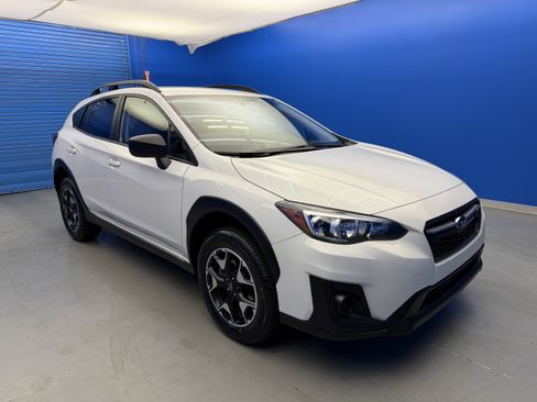 Used 2019 Subaru Crosstrek 2.0i w/ Eyesight System AWD/4WD image 2