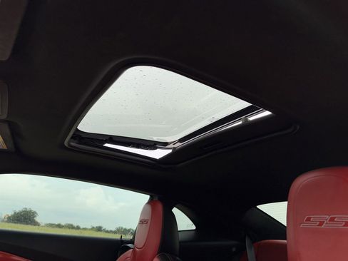 Used 2013 Chevrolet Camaro SS RWD image 24