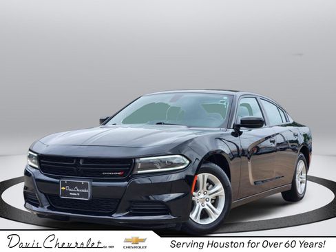 Used 2023 Dodge Charger SXT RWD image 1