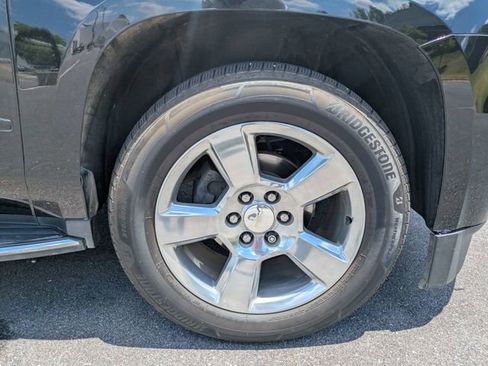 Used 2020 Chevrolet Tahoe Premier RWD image 11