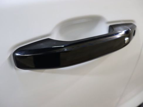 Used 2024 Chevrolet Silverado 1500 LT Trail Boss w/ Convenience Package II image 19