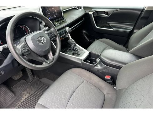 Used 2023 Toyota RAV4 XLE FWD image 10