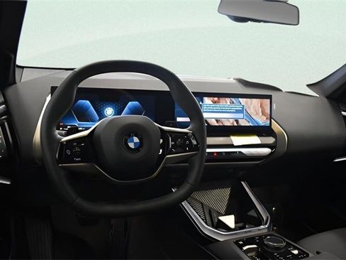 Used 2025 BMW X3 xDrive30i w/ Convenience Package image 17