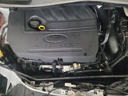 Used 2017 Ford Escape SE w/ SE Cold Weather Package image 30