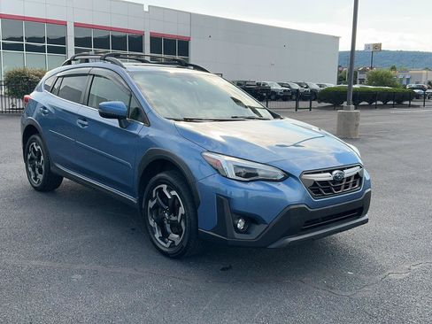 Used 2021 Subaru Crosstrek 2.5i Limited w/ Moonroof Package 2 AWD/4WD image 3