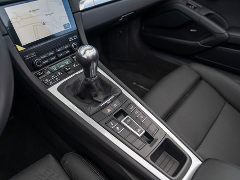 Used 2025 Porsche 718 Boxster S image 23