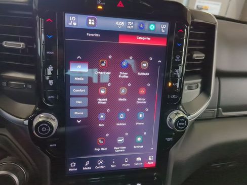Used 2025 RAM 1500 Big Horn AWD/4WD image 11