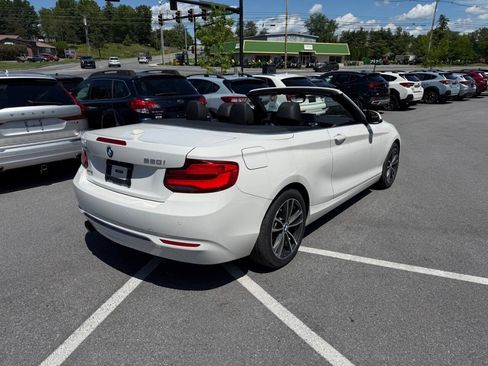 Used 2019 BMW 230i xDrive Convertible w/ Convenience Package AWD/4WD image 4