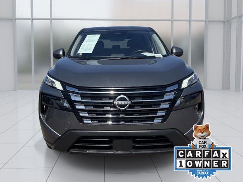 Certified 2025 Nissan Rogue SV AWD/4WD image 9