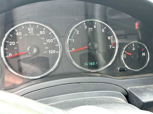 Used 2012 Jeep Liberty Sport w/ Popular Equipment Group RWD image 4