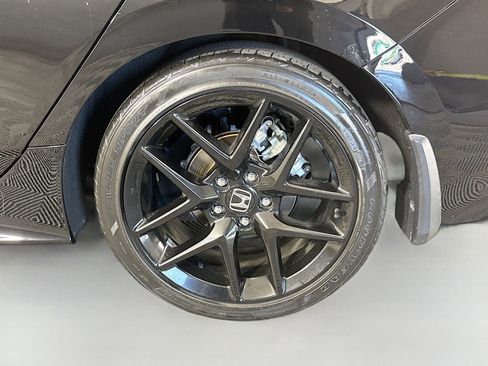 Used 2023 Honda Civic Sport image 37