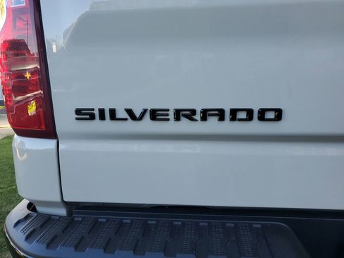 New 2026 Chevrolet Silverado 1500 Custom Trail Boss w/ LPO, Dark Essentials Package image 7