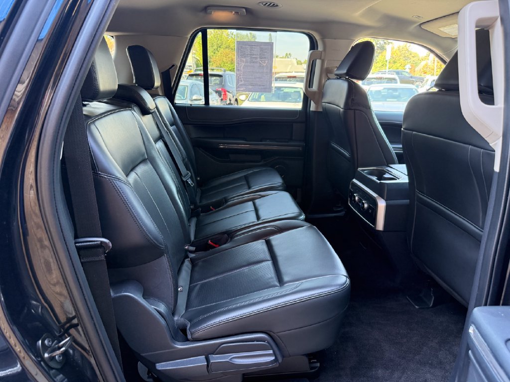 Used 2023 Ford Expedition Max XLT AWD/4WD image 24