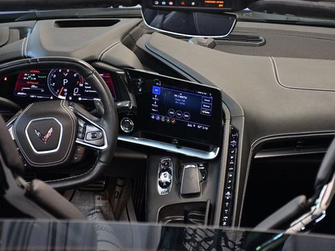 Used 2020 Chevrolet Corvette Stingray Premium Conv w/ 3LT Preferred Equipment Group RWD image 5