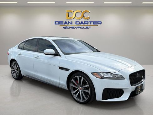 Used 2019 Jaguar XF S AWD/4WD image 7