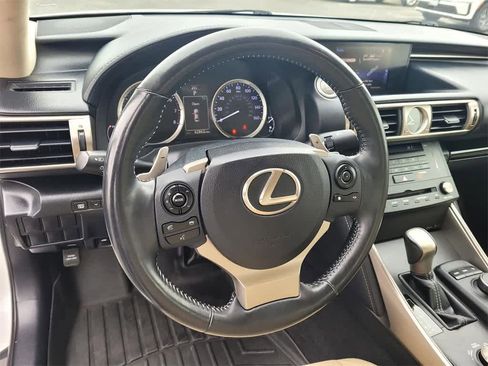 Used 2015 Lexus IS 250 image 9