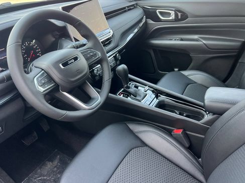 New 2026 Jeep Compass Latitude AWD/4WD image 9
