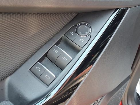 Used 2025 Chevrolet Equinox RS w/ Safety and Technology Package FWD image 20