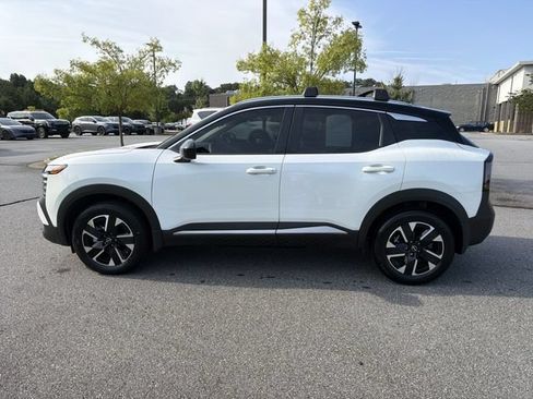 Certified 2026 Nissan Kicks SV w/ SV Premium Package AWD/4WD image 7