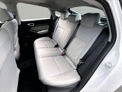 Used 2025 Acura Integra FWD image 18