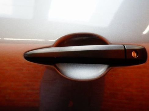 Certified 2023 Nissan Rogue S image 73