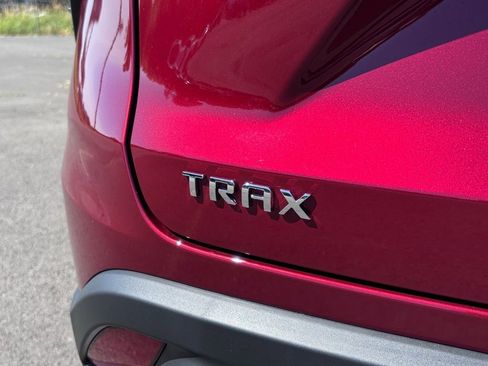New 2025 Chevrolet Trax LT image 8