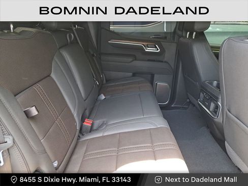 Used 2025 Chevrolet Silverado 1500 High Country w/ Technology Package image 11