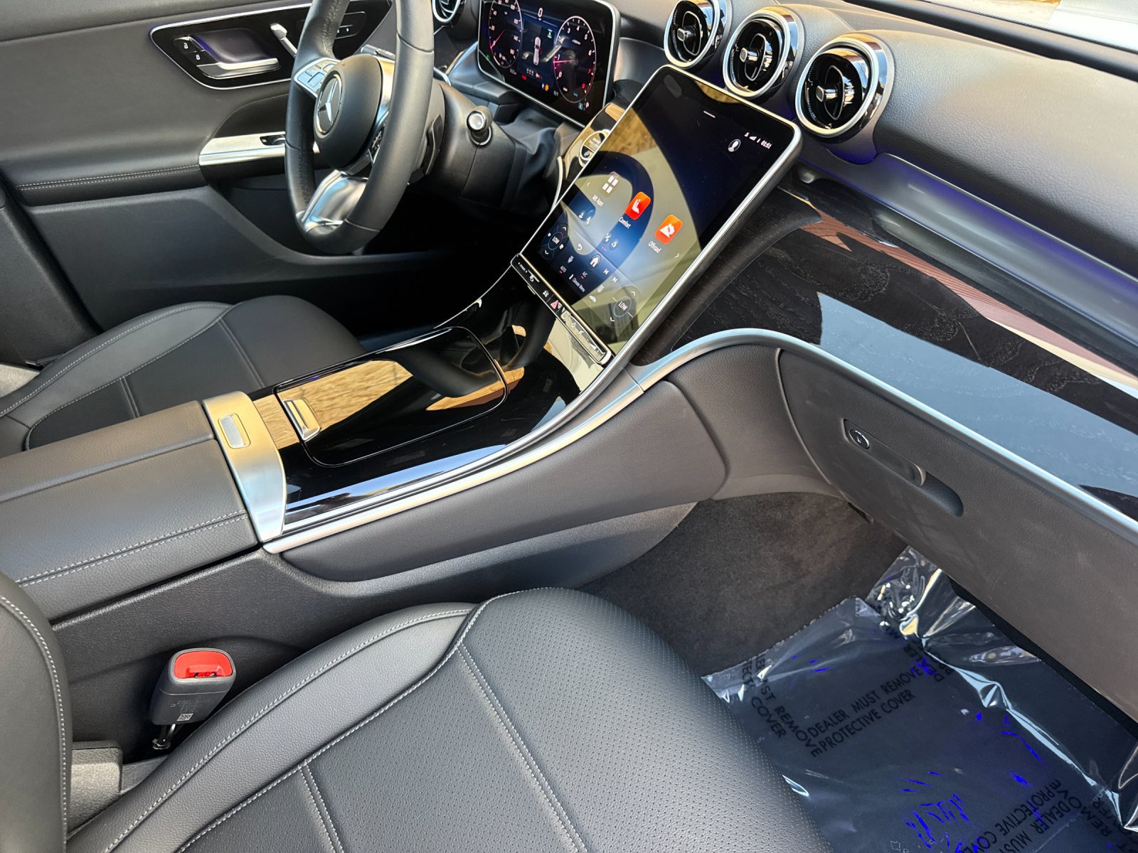 Certified 2026 Mercedes-Benz GLC 300 4MATIC image 16