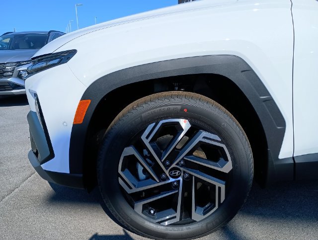 New 2026 Hyundai Tucson Limited AWD/4WD image 16
