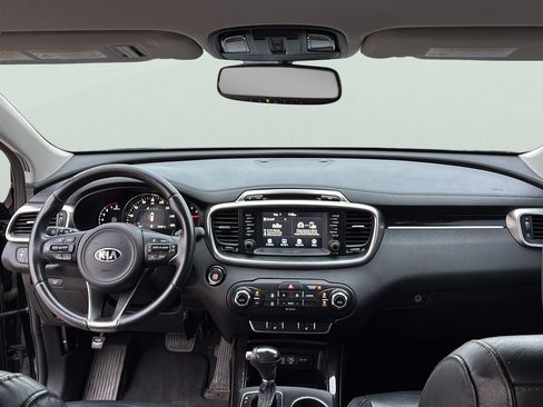 Used 2018 Kia Sorento EX FWD image 27