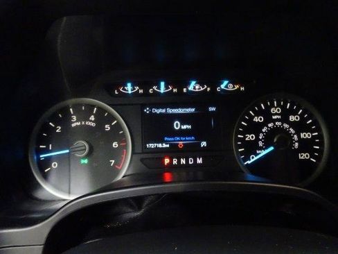 Used 2018 Ford F150 XLT w/ Equipment Group 302A Luxury AWD/4WD image 29