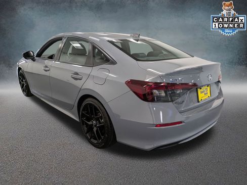 Used 2025 Honda Civic Sport image 6