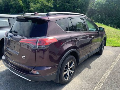 Used 2016 Toyota RAV4 XLE AWD/4WD image 3
