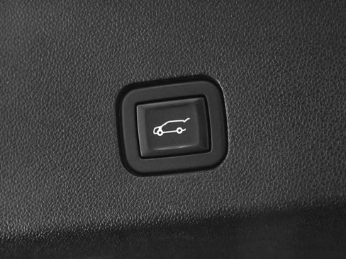 Used 2021 Cadillac XT6 Sport image 9