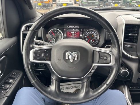 Used 2019 RAM 1500 Big Horn AWD/4WD image 12