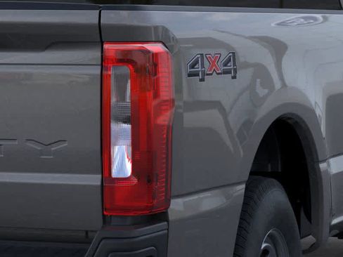 New 2026 Ford F250 XL AWD/4WD image 21