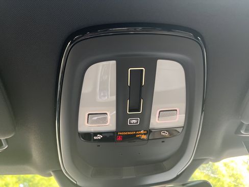 Used 2025 Volvo XC90 B6 Core w/ Protection Package Premier image 29