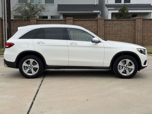 Used 2018 Mercedes-Benz GLC 300 image 11