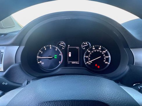 Used 2023 Lexus GX 460 Premium image 29