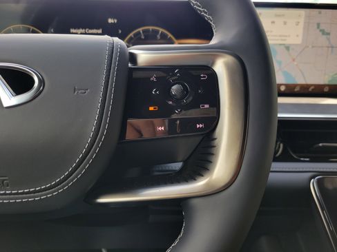 New 2026 INFINITI QX80 Luxe RWD image 28