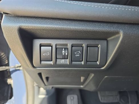 Used 2023 Subaru Outback Touring XT AWD/4WD image 23