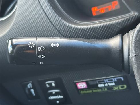 Used 2009 Scion xD image 22