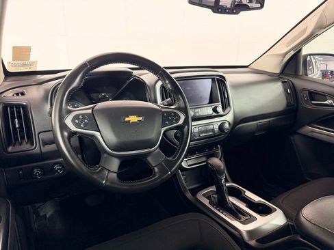 Used 2022 Chevrolet Colorado LT w/ LT Convenience Package AWD/4WD image 14