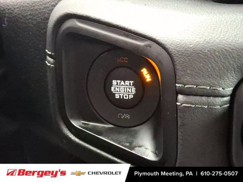 Used 2024 Jeep Wrangler Unlimited Rubicon image 25