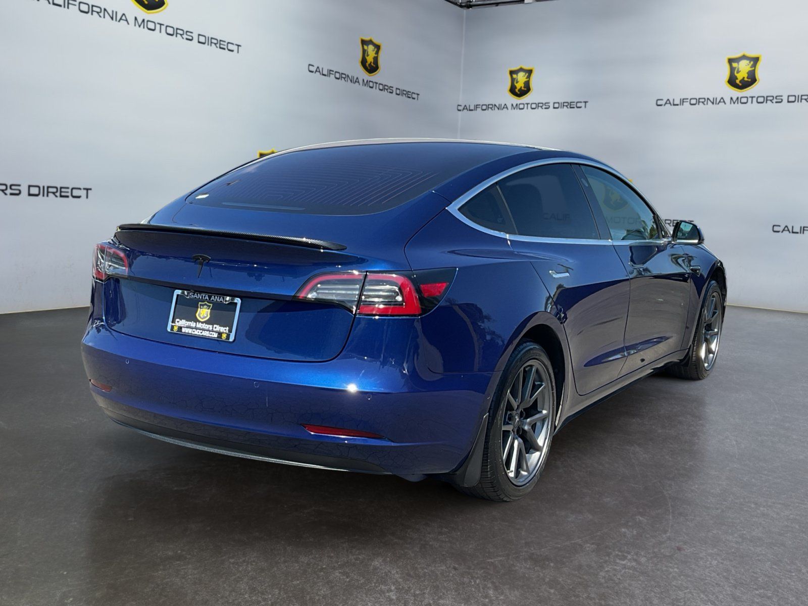 Used 2018 Tesla Model 3 Long Range RWD image 5
