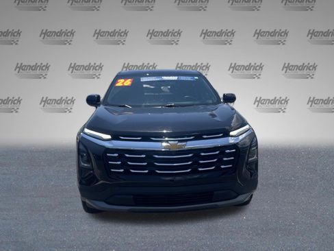 Used 2026 Chevrolet Equinox LT FWD image 3