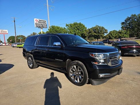 Used 2016 Chevrolet Suburban LTZ image 1
