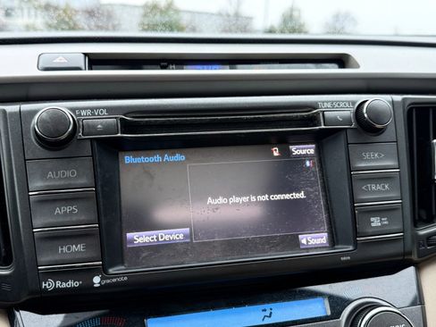 Used 2014 Toyota RAV4 XLE image 35