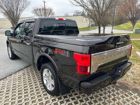 Used 2018 Ford F150 Platinum w/ Equipment Group 701A Luxury image 7